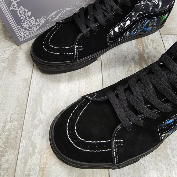Vans X Disney 100 SK8-Hi Villains - Picture 5 of 14